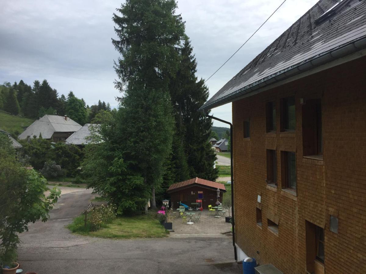 Sporthostel Roessle Schluchsee Buitenkant foto